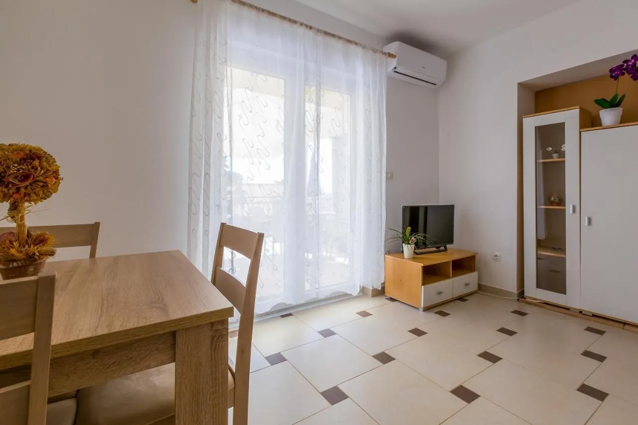 Apartments With A Swimming Pool Dramalj, Crikvenica - 5551 0*, Dramalj Croatia
