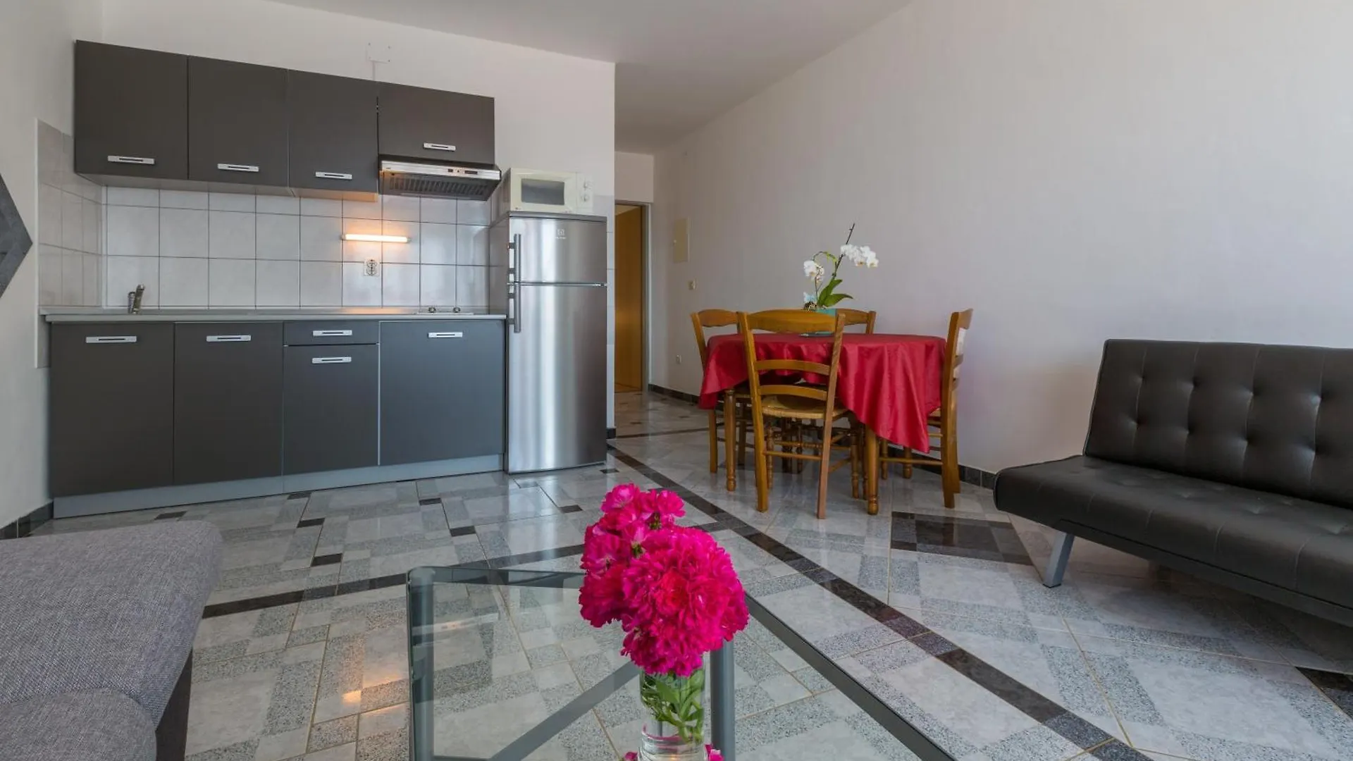 Apartments With A Swimming Pool Dramalj, Crikvenica - 5551 0*, Dramalj